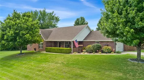 12596 Richardson Rd, Farmington, AR 72730