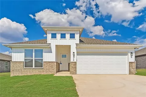 1720 Farmer St, Pea Ridge, AR 72751