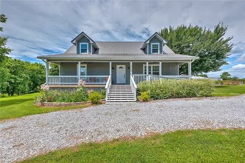3168 Luper Rd, Lowell, AR 72745