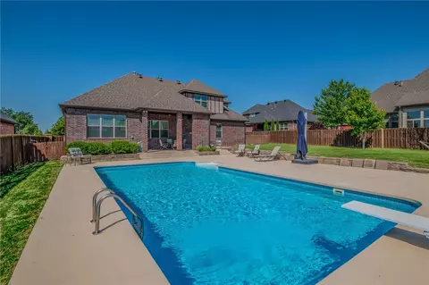 6311 S 49th St, Rogers, AR 72758