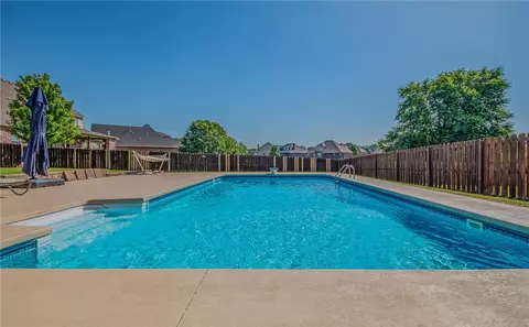 6311 S 49th St, Rogers, AR 72758 photo 4