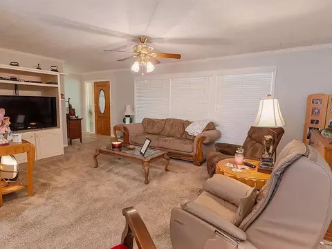 512 Express, Paris, AR 72855 photo 2