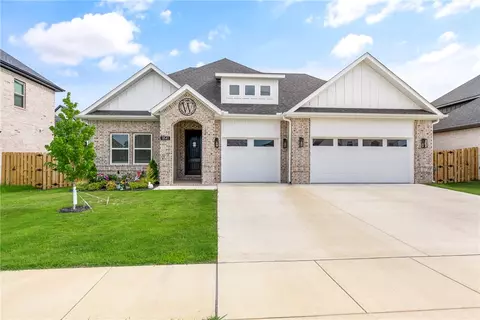 1841 Mumbai Rd, Centerton, AR 72719