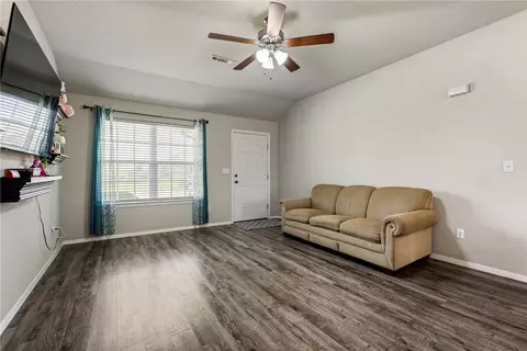 Living - 1571 Edinburgh Dr, Centerton, AR 72719 photo 1 of 2