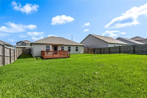 Exterior - 1571 Edinburgh Dr, Centerton, AR 72719 photo 4 of 5