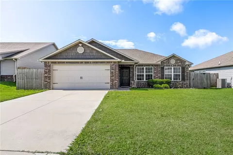 Exterior - 1571 Edinburgh Dr, Centerton, AR 72719 photo 5 of 5