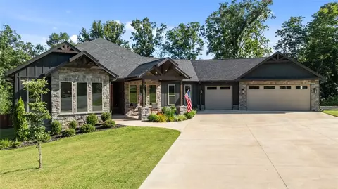 14 Muthill Ln, Bella Vista, AR 72715