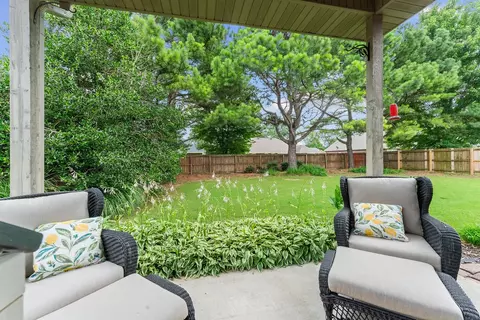 1409 S Breckenridge Loop, Rogers, AR 72756 photo 9