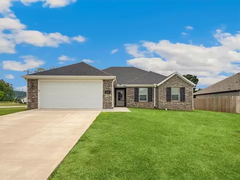 217 Idaho Ave, Farmington, AR 72730