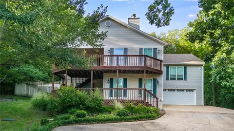 21 Castleford Dr, Bella Vista, AR 72714