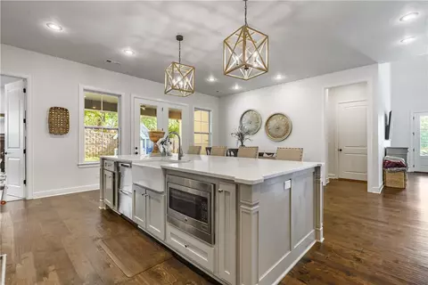 Kitchen - 100 W Lakeview Dr, Springdale, AR 72764 photo 3 of 7