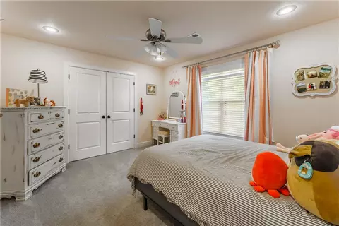 Bedroom - 100 W Lakeview Dr, Springdale, AR 72764 photo 3 of 3