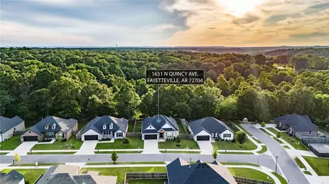 1651 Quincy Ave, Fayetteville, AR 72704