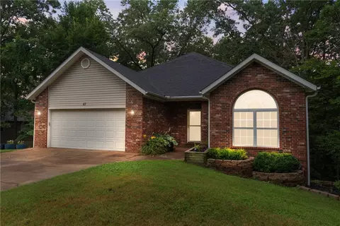 47 Cresswell Dr, Bella Vista, AR 72714
