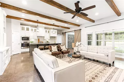 346 N Ainsley Loop, Fayetteville, AR 72704