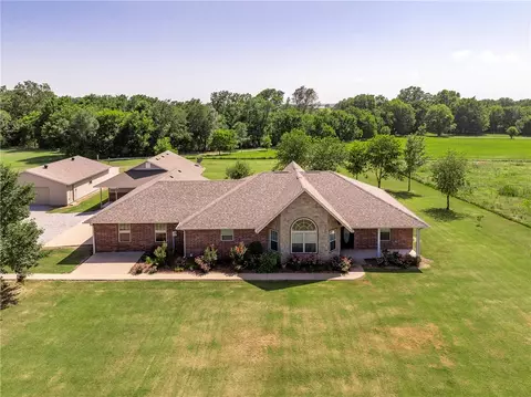 19253 Highway 16, Siloam Springs, AR 72761