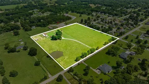 15658 Easterling Rd, Pea Ridge, AR 72751