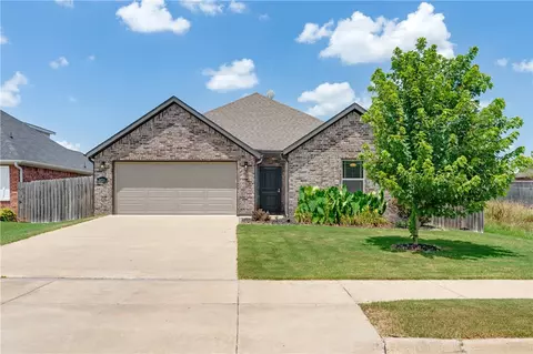 3026 Summer View Ave, Springdale, AR 72764