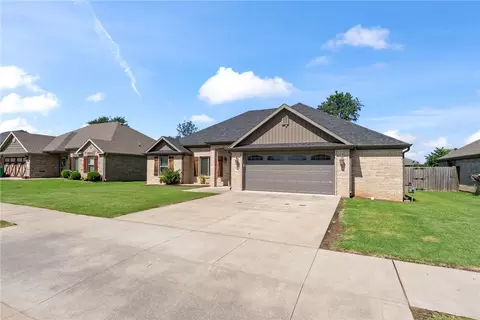 Exterior - 910 Bob Glen Cir, Centerton, AR 72719 photo 4 of 4
