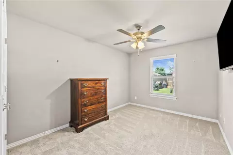 Bedroom - 910 Bob Glen Cir, Centerton, AR 72719 photo 1 of 5