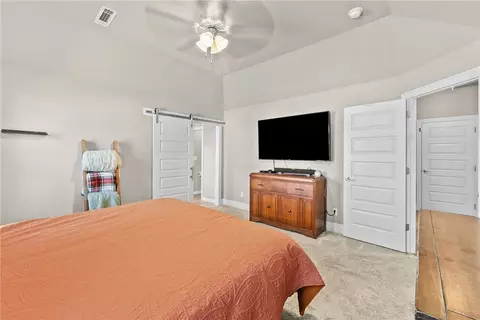 Bedroom - 910 Bob Glen Cir, Centerton, AR 72719 photo 5 of 5