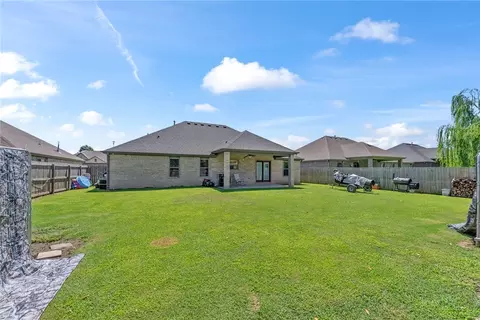 Exterior - 910 Bob Glen Cir, Centerton, AR 72719 photo 2 of 4