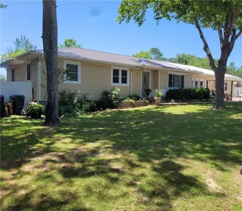 Exterior - 400 Franklin St, Harrison, AR 72601 photo 3 of 15