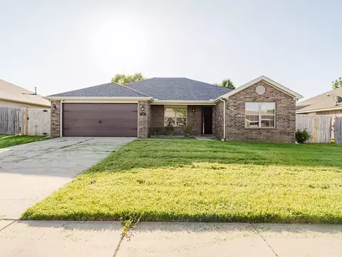 5409 Regent Rd, Bentonville, AR 72713