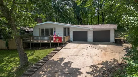 32 Gillingham Dr, Bella Vista, AR 72715