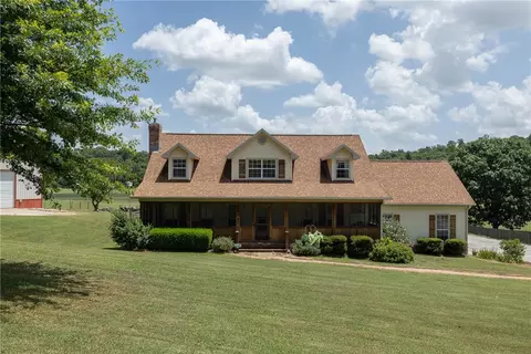 2914 S Barrington Rd, Springdale, AR 72762