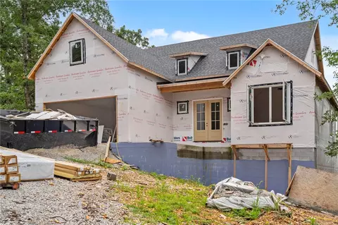 17 Newbury Ln, Bella Vista, AR 72714