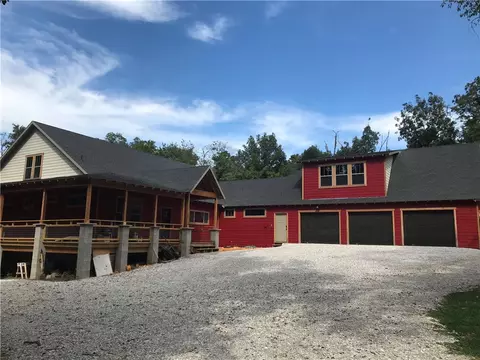13385 Tally Gate Rd, Springdale, AR 72762