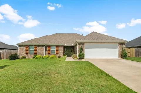 529 N Greylag, Farmington, AR 72730
