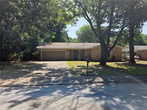 2880 N Sunny Ln, Fayetteville, AR 72703