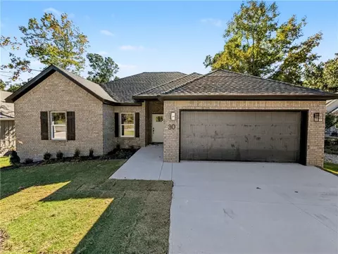 30 Lochgilphead Ln, Bella Vista, AR 72715