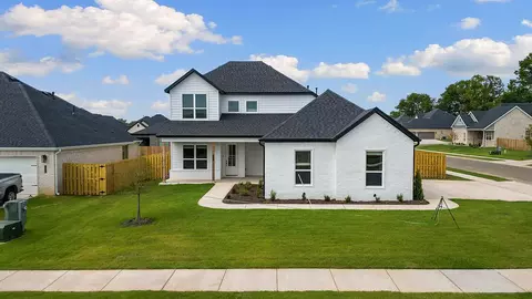 1914 Ferguson St, Pea Ridge, AR 72751