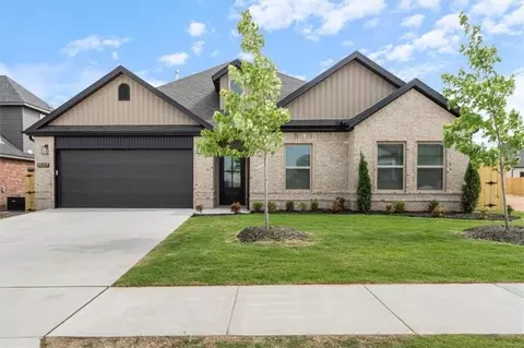 6911 SW High Meadow Blvd, Bentonville, AR 72713