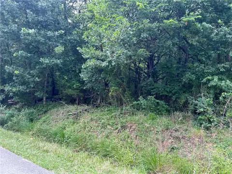 Walney Drive, Bella Vista, AR 72715