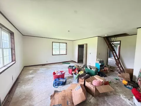 Living - 10127 State Highway 22, Paris, AR 72855 photo 8 of 9