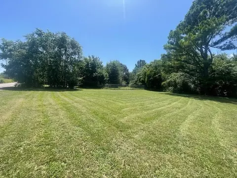 10475 Roberts Rd, Bentonville, AR 72713