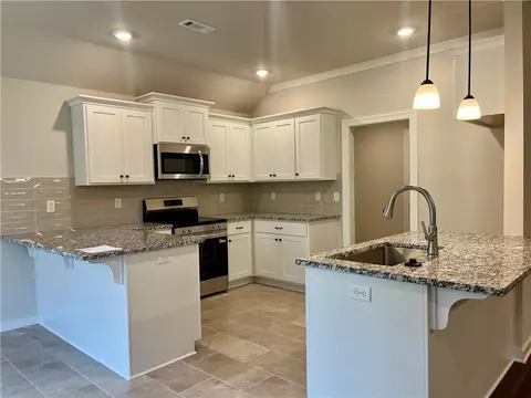 393 Smith St, West Fork, AR 72774 photo 4