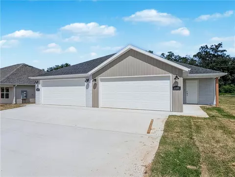6401 6403 Kathleen St, Bentonville, AR 72713