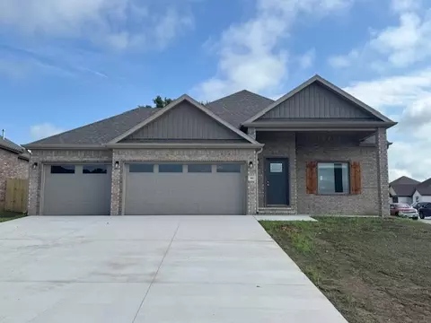 952 Round Top St, Prairie Grove, AR 72753