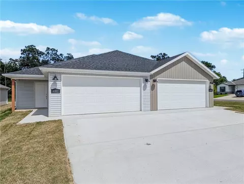 6305 6307 Kathleen St, Bentonville, AR 72713