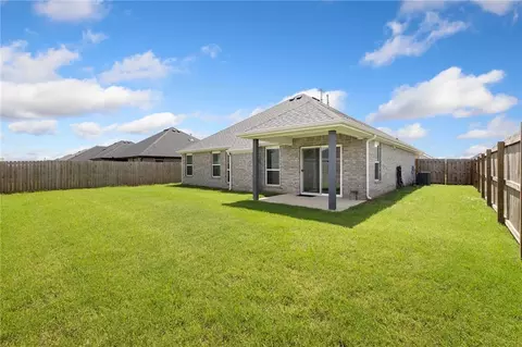 Exterior - 421 Coconut Ln, Centerton, AR 72719 photo 4 of 5