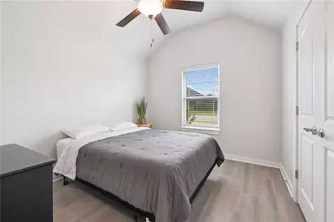 Bedroom - 421 Coconut Ln, Centerton, AR 72719 photo 2 of 2