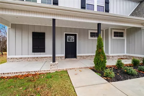 26 Tiree Dr, Bella Vista, AR 72715