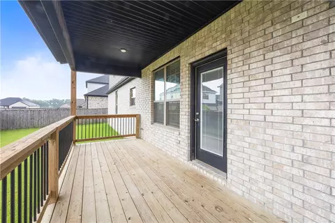 Exterior - 203 Vicks Cir, Centerton, AR 72719 photo 4 of 7