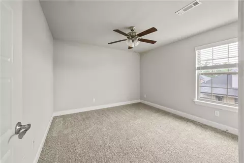 Bedroom - 203 Vicks Cir, Centerton, AR 72719 photo 3 of 4