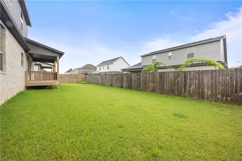 Exterior - 203 Vicks Cir, Centerton, AR 72719 photo 6 of 7